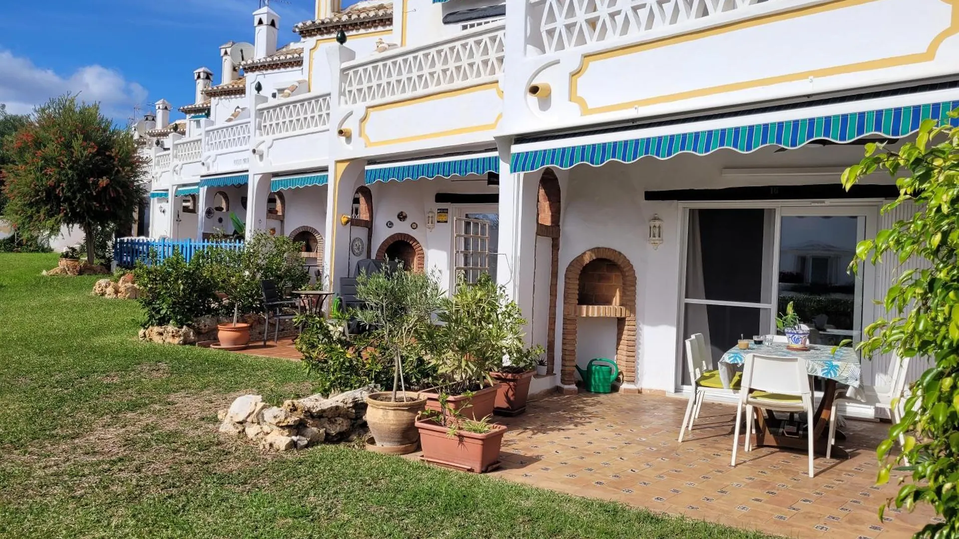 Apartment Beach House Casa Luna, Marbella Sitio de Calahonda Spain